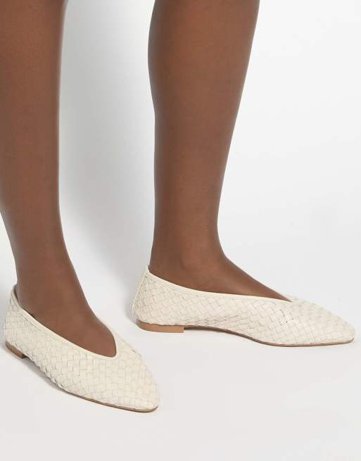 Dune London Henlee ballet pumps in ecru, 4 of 4