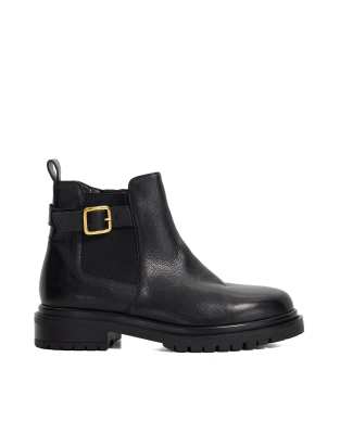  Paused ankle boots 