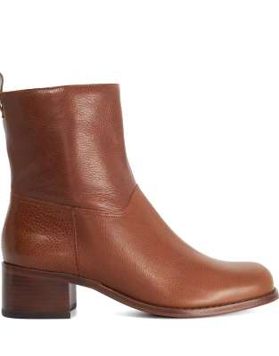 Tan 3
