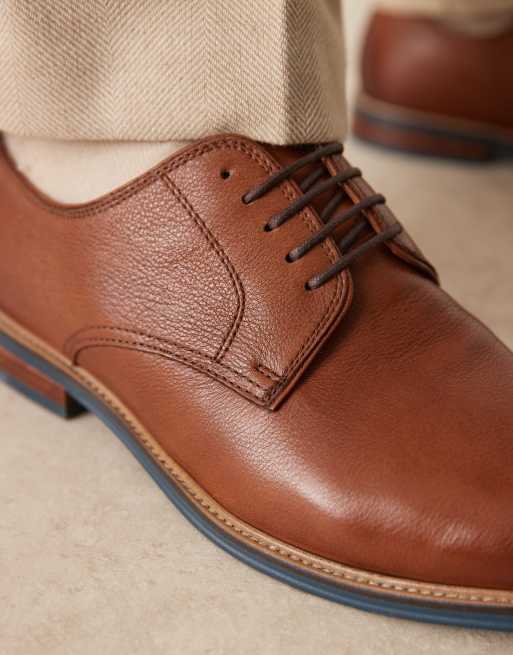 Dune London Stanley brogues in tan, 2 of 4