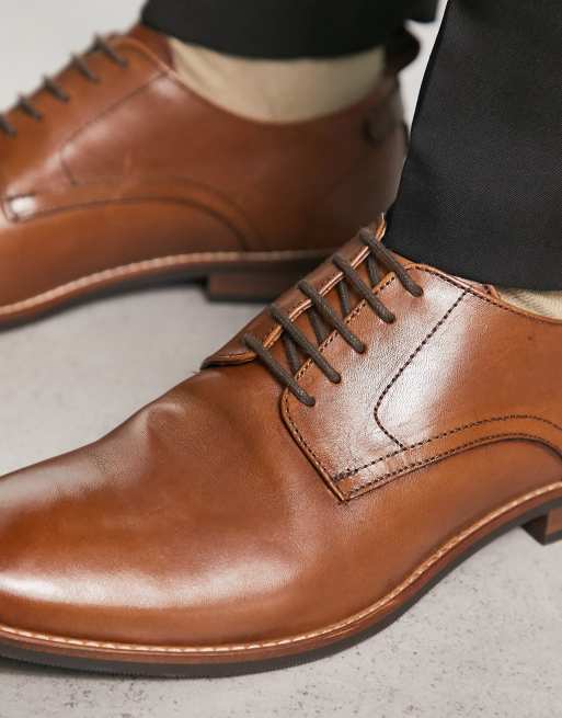 Mens tan leather derby on sale shoes