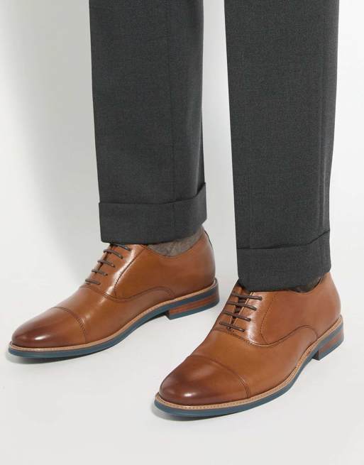 Dune London Wide fit stanlakes wf lace up shoes in tan, 4 of 4