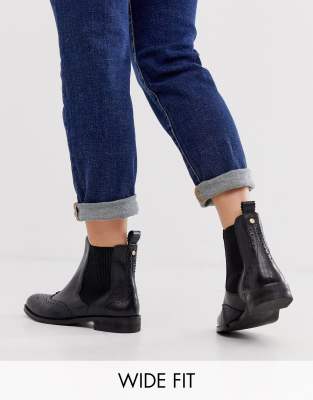 dune parks leather chelsea boot