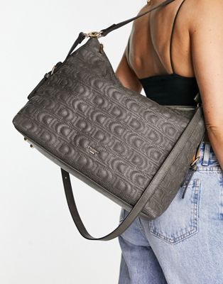 Dune quilted shoulder bag in taupe