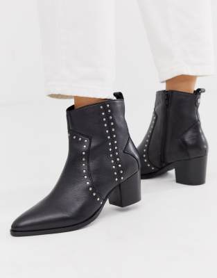 dune studded boots