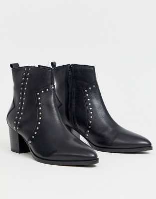 dune studded boots