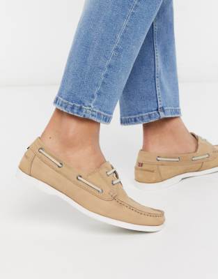 taupe boat shoes