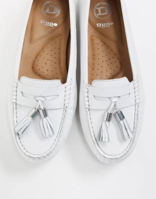 white flat shoes wide fit