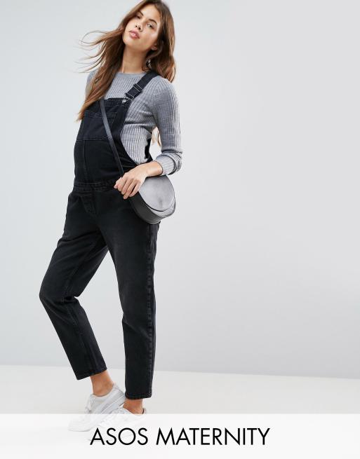 Dungaree i forvasket sort denim fra ASOS DESIGN Maternity