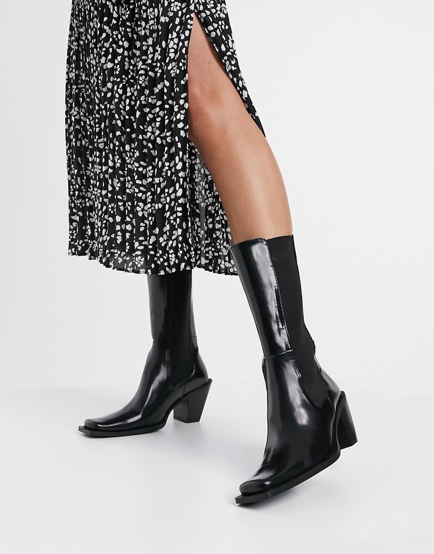 E8 by Miista – Cosima – Svarta höga boots i läder med fyrkantig tå