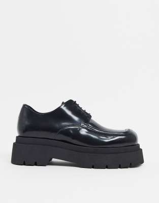chunky heeled brogues