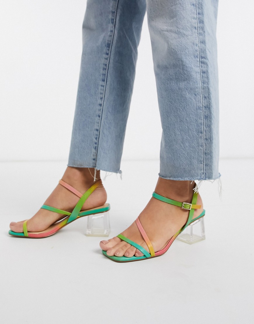 E8 by Miista Manaia – Regnbågsfärgade sandaler med färgskiftning och genomskinlig klack-Flerfärgad