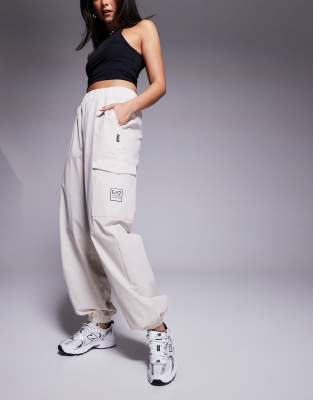 EA7 EA7 cargo trousers in cream-White