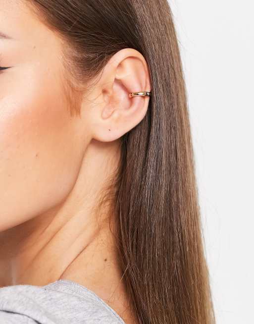 Ear cuff con diseño cósmico chapado en oro de 18 quilates de Astrid & Miyu, 4 de 4