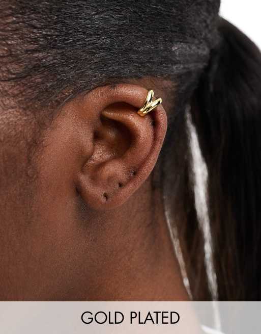Ear cuff de dos bandas chapado en oro de Kingsley Ryan