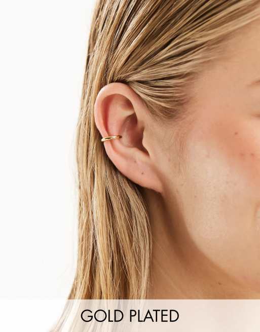 Ear cuff liso chapado en oro vermeil de 18 quilates de Seol + Gold