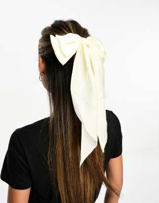 Easilocks ASOS Exclusive Oversized Satin Hair Bow - Cream