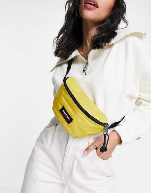 halen vertel het me Controverse Eastpak bum bag in yellow | ASOS