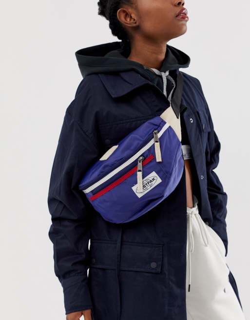 Eastpak Bundel retro blue bum bag | ASOS