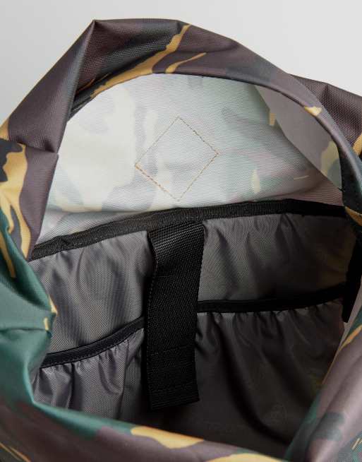 Capacité eastpak online