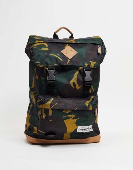 Eastpak – Rowlo – Kamouflagemönstrad ryggsäck