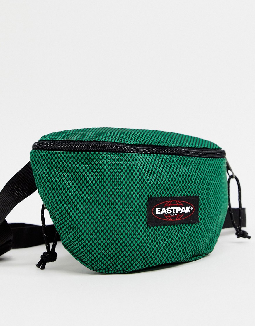 Eastpak - Springer - Heuptasje met mesh in groen 2L