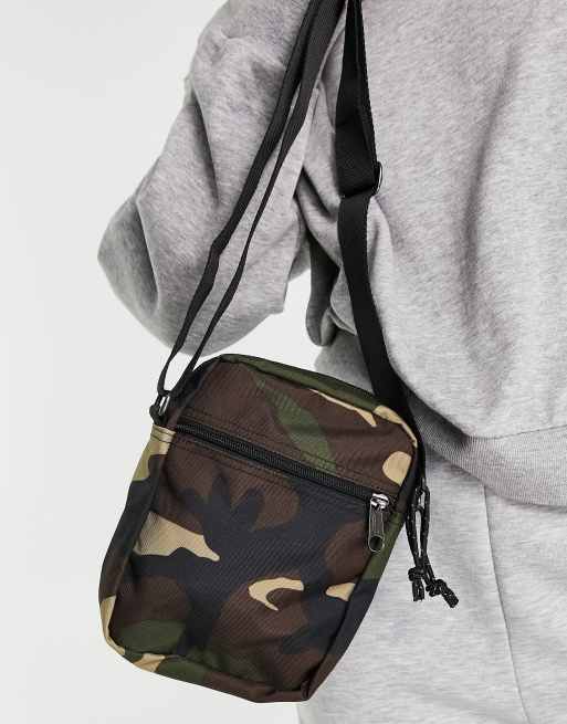 Eastpak The One Umhangeasche mit Military Muster ASOS