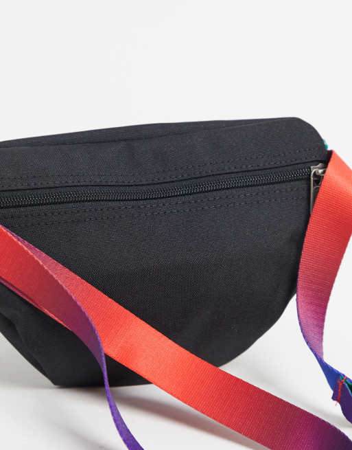 Sac banane UA Pride Flex pour homme