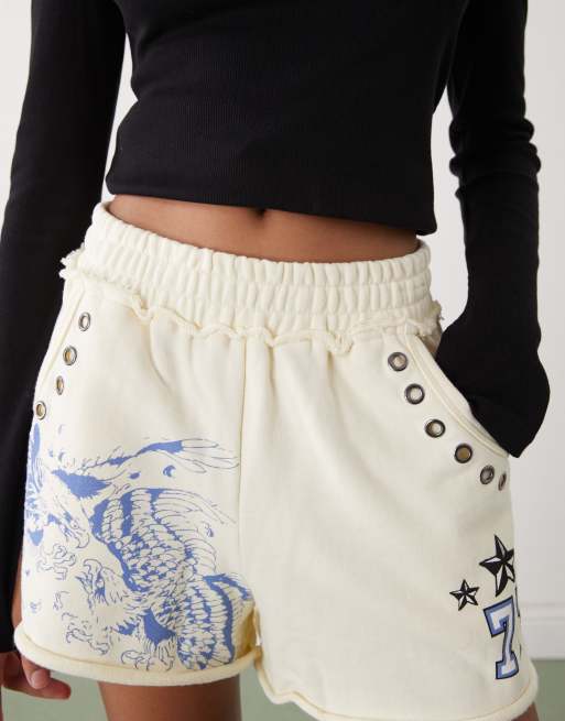 Ed Hardy fighting eagle eyelet sweat shorts in ecru, 3 of 5