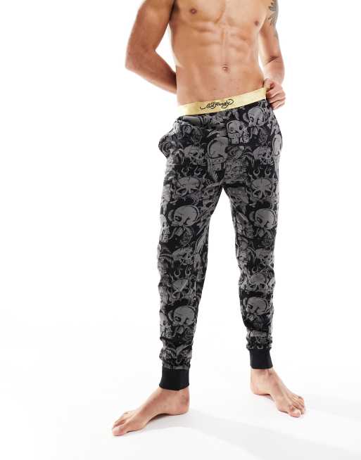 Ed Hardy – Noster – Lounge-Hose in Schwarz mit Tattoo-Printmuster, 3 von 4