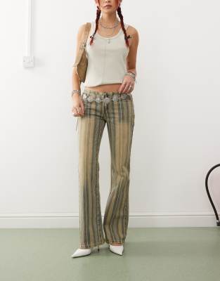 Edikted 70s eternity pinstripe flare jeans in sand wash-Grey