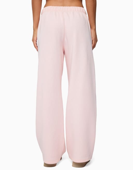 Edikted basic girl wide leg edikted sweatpants in light-pink, 2 of 5