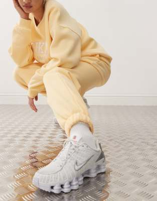 Edikted Clark Oversized Sweatpants In Navy