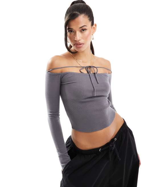 Edikted - Crop top à épaules dénudées avec lien à nouer - Gris
