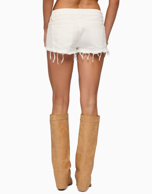 Edikted frayed vintage washed denim shorts in white, 2 of 5