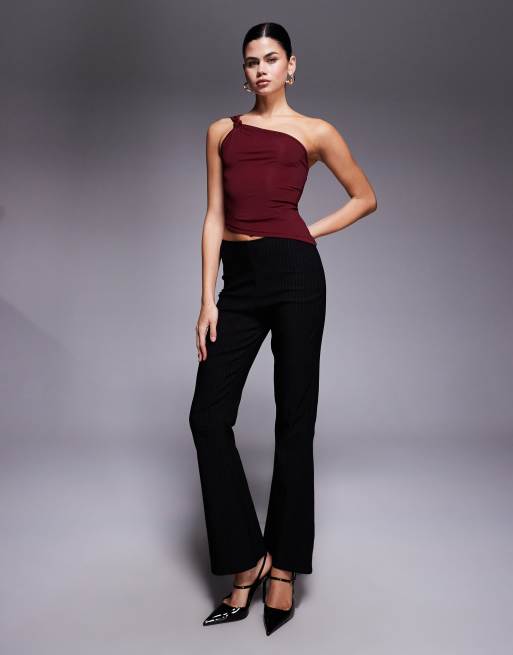 Edikted knotted one shoulder asymetric top in burgundy, 2 of 4