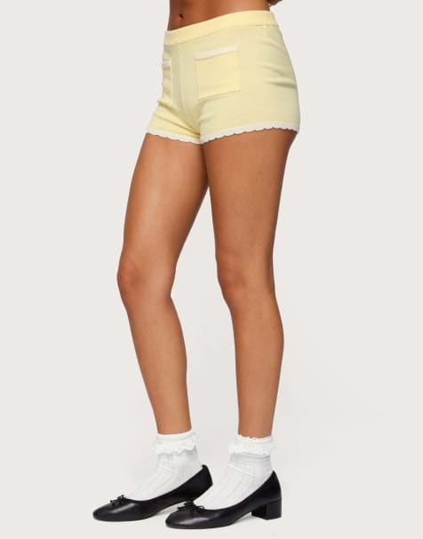 Edikted Leila scalloped knit shorts in yellow - view 1