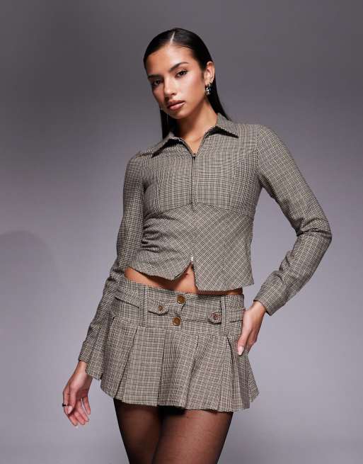 Edikted Lockette co-ord plaid pleated mini skort in brown check, 2 of 5