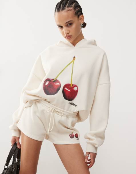 Edikted mon cheri shorts in cream co-ord - view 1
