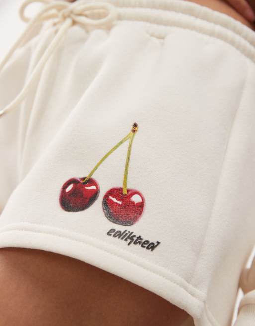 Edikted mon cheri shorts in cream co-ord