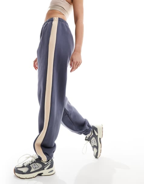 Edikted Saturn Oversized Sweatpants washed blue - view 1