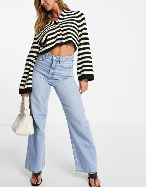 Edited - Højtaljede denimjeans i lyseblå vask med brede ben