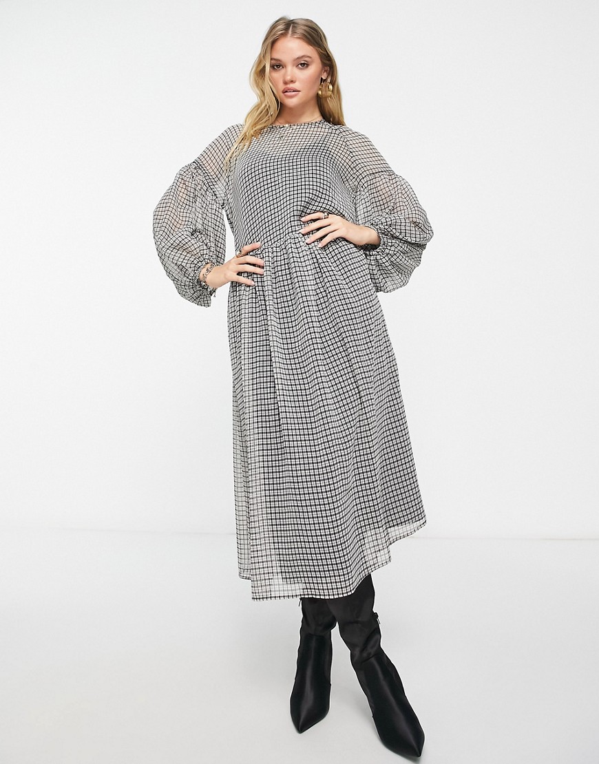 Edited mesh midi smock dress with underlay in tonal grid check-Grey