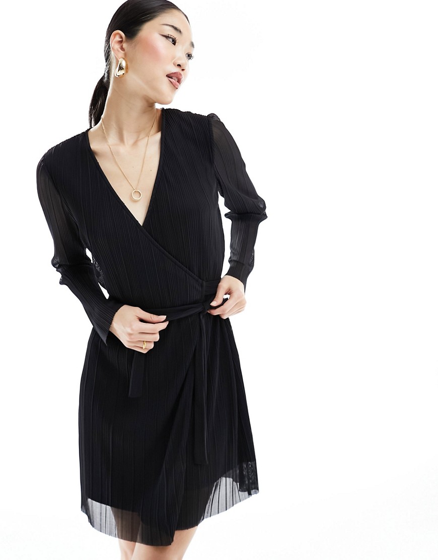 Edited sheer sleeve plisse mini dress in black