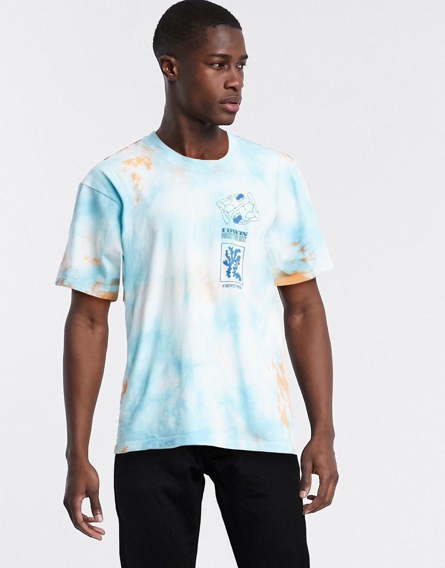 Edwin – Self Examination – Blå batikmönstrad t-shirt med mönster baktill