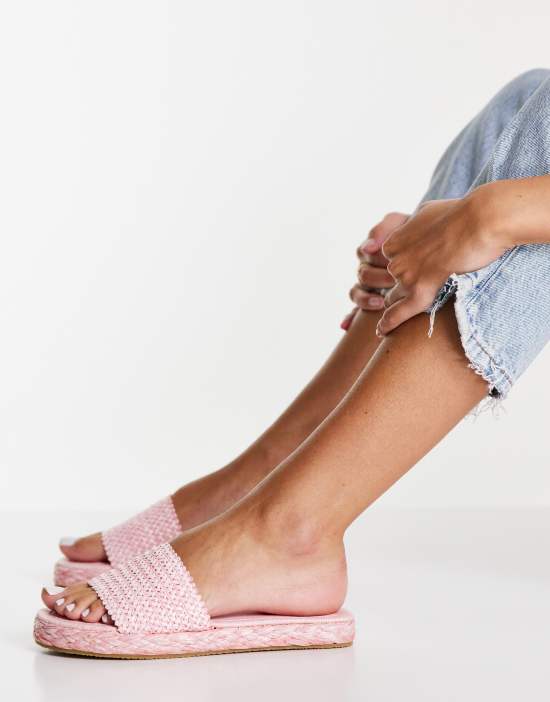 https://images.asos-media.com/products/ego-beach-bums-woven-sliders-in-pink/23838410-2?$n_550w$&wid=550&fit=constrain