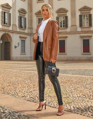 E-GÓ EGO X MOLLY-MAE COMETHRU STRAPPY SANDALS IN BROWN