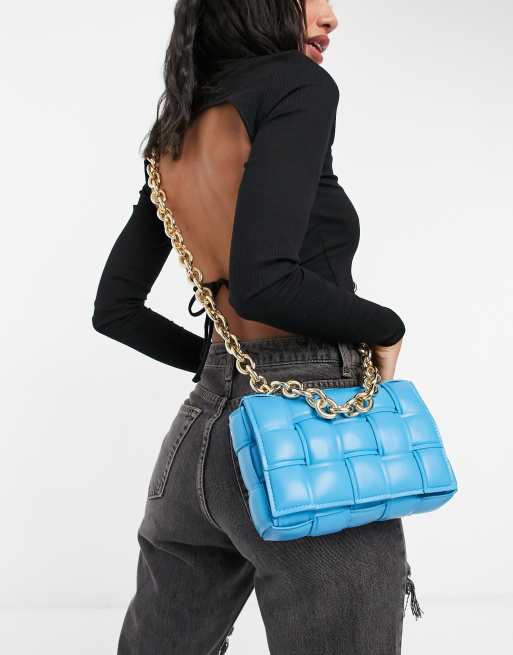 Ego x Molly Mae - Vatteret crossbody-taske med kædehåndtag i blå