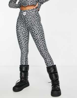 Eivy - Ice Cold - Baselayer-Leggings in Weiß mit Leopardenmuster