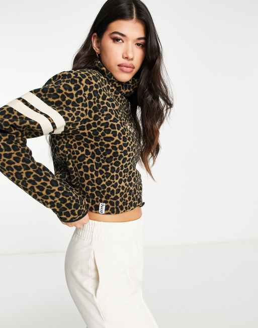 Eivy Peg cropped fleece in leopard print